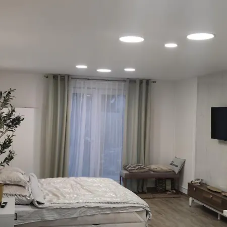 U Zlatého Křížku *